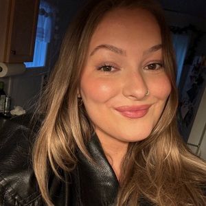 Meet your Posher, Maddy